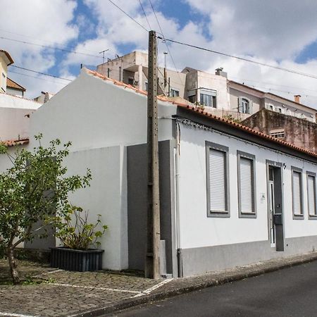 Casa Da Memoria Apartment Angra do Heroismo Luaran gambar